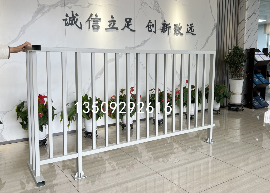 F7AE0EA6D95212F77EB1F1DD1C58B392